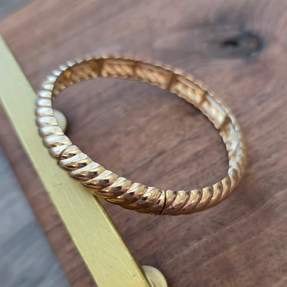 Vintage Gold Ribbed Bangle Statement Bracelet Chunky Retro Croissant Stretch